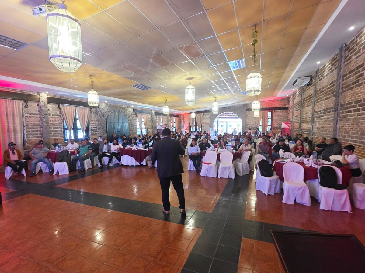 Cámara de Comercio de Guatemala tweet media