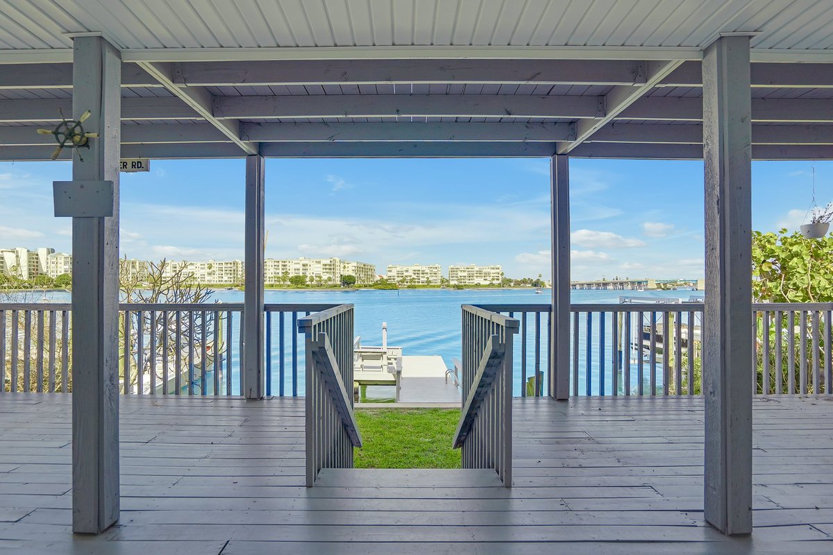 techtravel_'s tweet photo. Where Boca Ciega Bay is your backyard and dolphins are your neighbors 🌊🐬 Both units available in St. Pete Beach!

📍7845 Boca Ciega Dr, St. Pete Beach, Florida

𓇼 Unit A: https://t.co/wVort7Cp28
𓇼 Unit B: https://t.co/zZtnKYytxU

#stpetebeach #stpetebeachflorida #forrent https://t.co/aHhihQKdbc