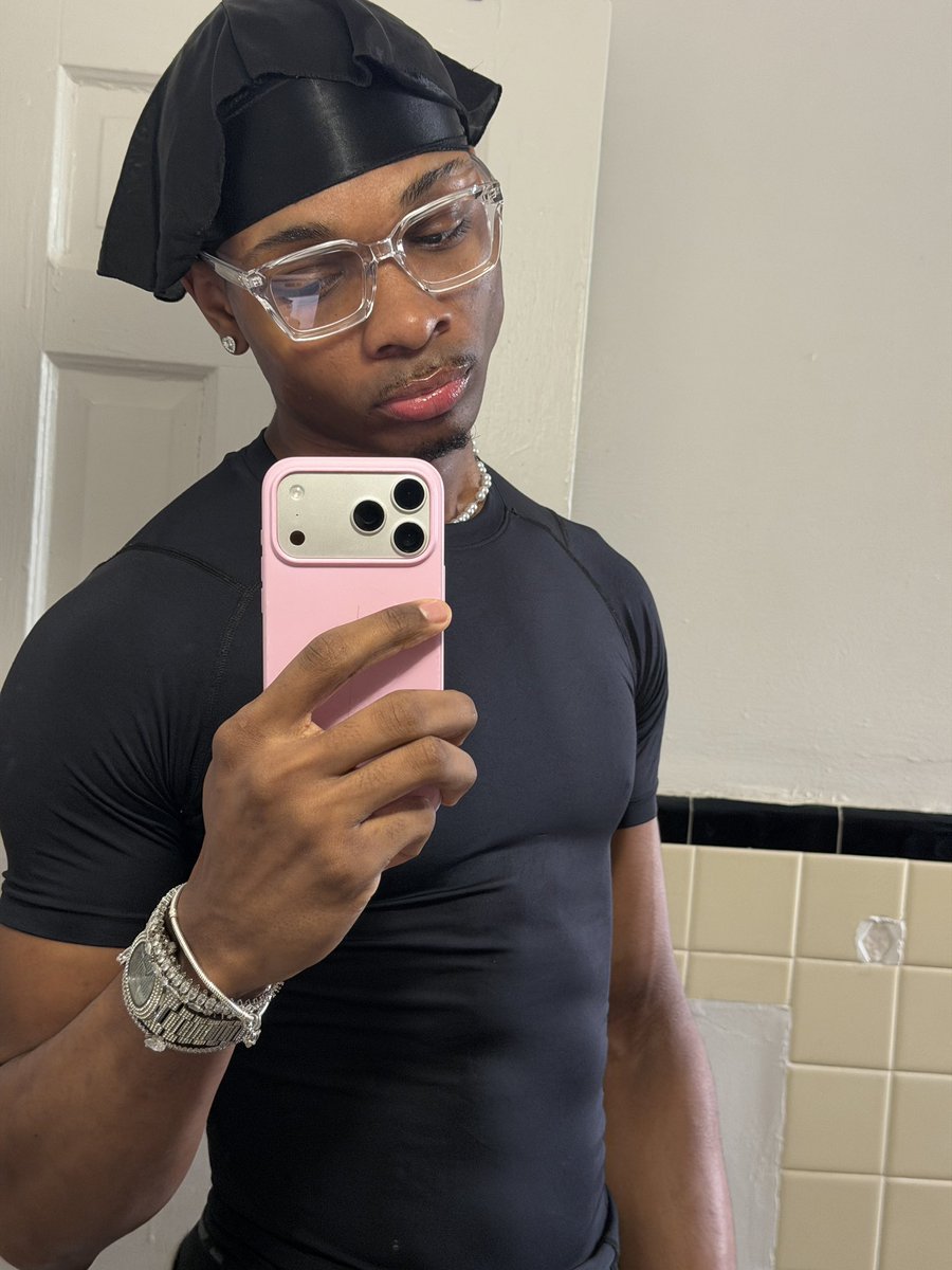 J𝒶𝒽𝓁𝒾𝓁 tweet media