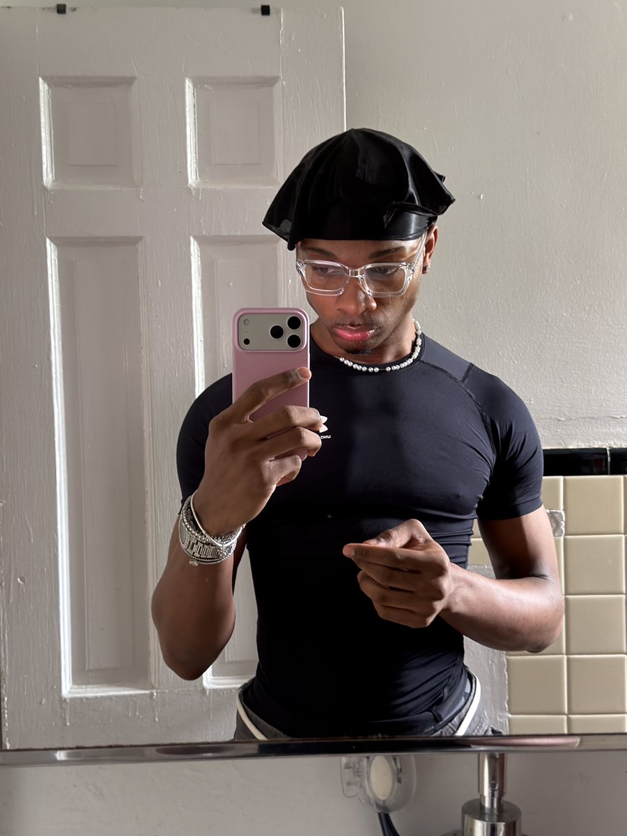 J𝒶𝒽𝓁𝒾𝓁 tweet media