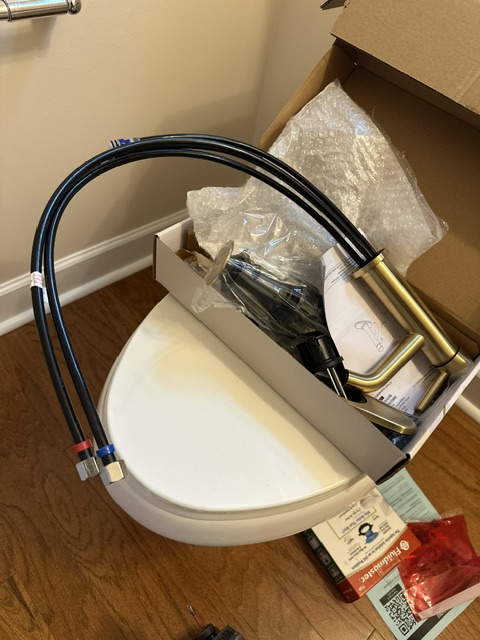 Mc_Toolman's tweet photo. On rainy days, @Mc_Toolman Services, LLC will tackle some interior repair jobs for customers in need.
New Toilet Installed 🚽
New Vanity Installed ✅
Contact McToolman Services, LLC for a FREE Quote!
https://t.co/8EoTV3ZUIW https://t.co/7Rckef5ly0