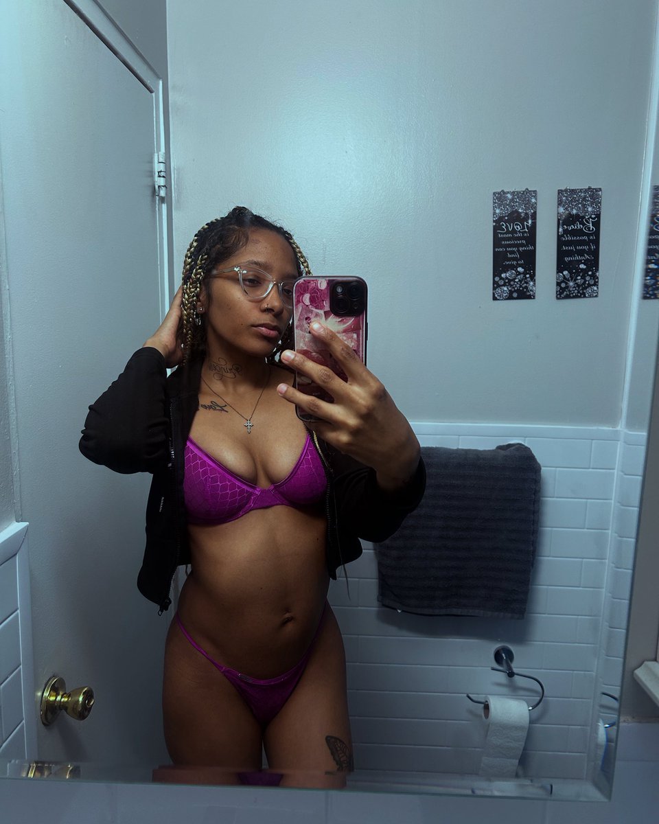 💦🎀💦 tweet media