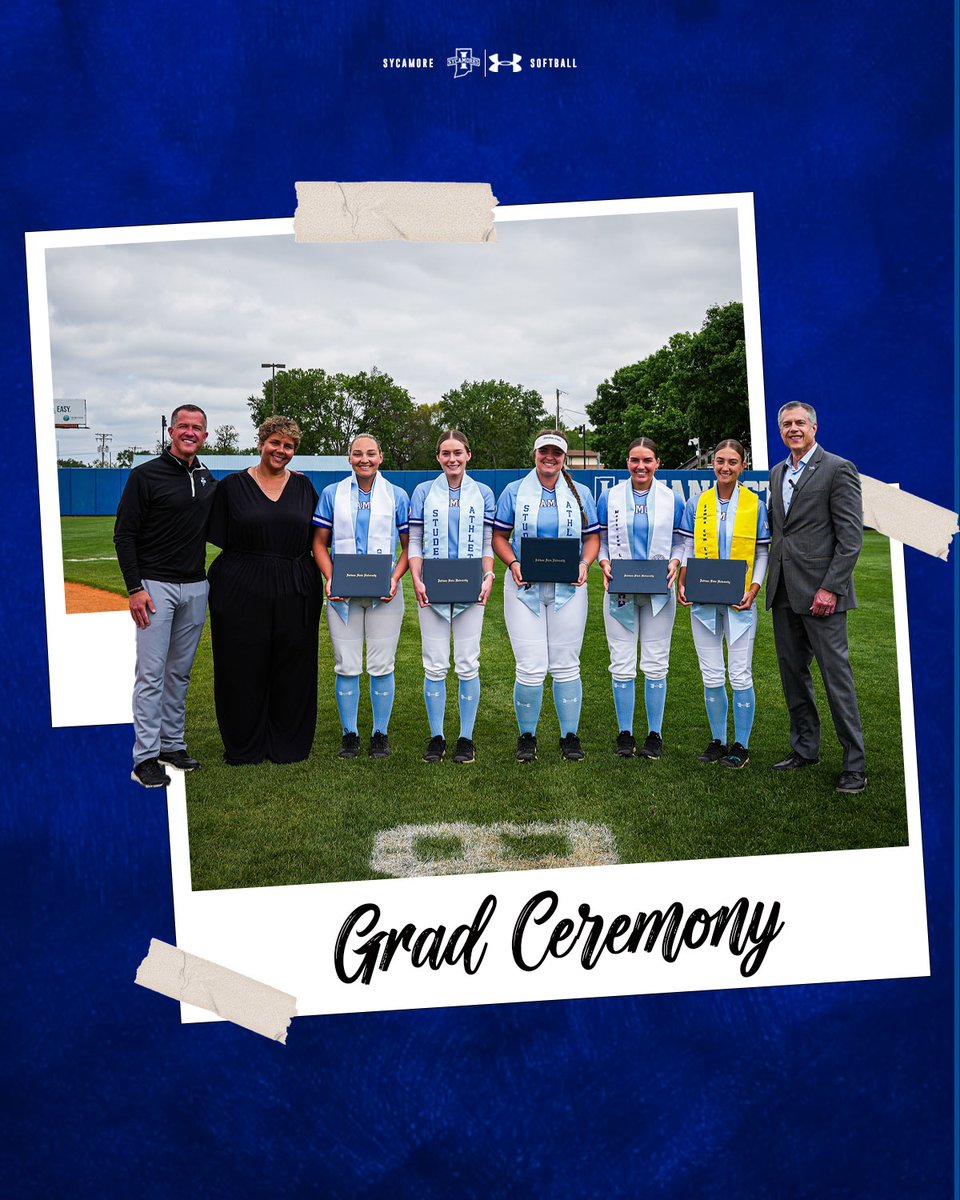 IndStSoftball's tweet photo. Graduation looks a little different this year. 🎓

Since we’ll be at the MVC Tournament during the official ceremony, President Mike Godard joined us at the field today to present our seniors with their diplomas.

#MarchOn https://t.co/zfMOdZ0qFd