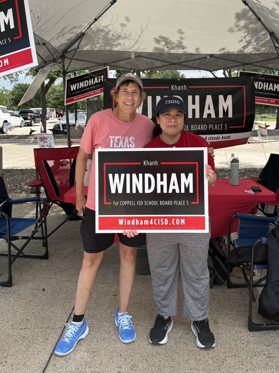 Windham4CISD's tweet photo. Grateful for those who paved the way building strong schools for every student. Appreciate the support from these former school board members - Judy Barbo, Barb Schmidt, Manish Sethi &amp; Thom Hulme (not pictured) and David Caviness, the outgoing Place 5 board member. #windham4cisd https://t.co/bph0CZTiej