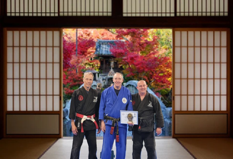 bkjja's tweet image. Thank you to everyone who made the day special and attended the session!

#BKJJA #JuJitsu #SelfDefence #MartialArts #MartialArtsFamily #Yudansha #お祝い #OIWAI