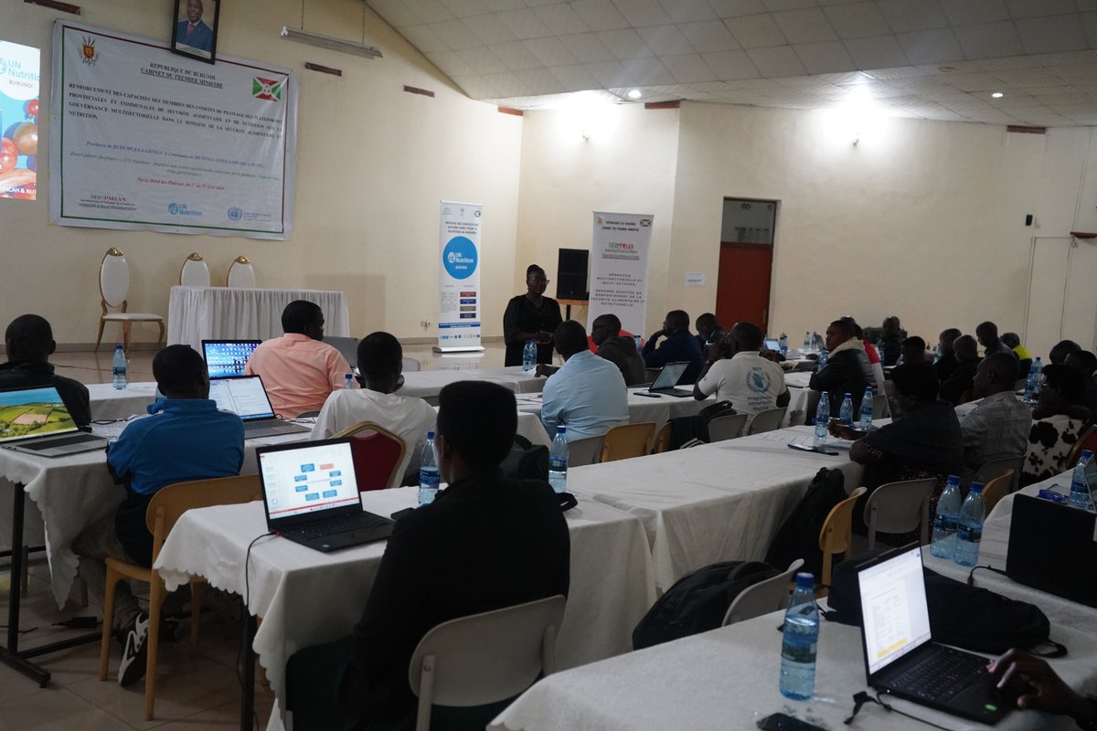 seppmsan's tweet photo. 1/2 A BUTANYERERA,27-29/4/2026,@seppmsan en collaborat°avec @oms_burundi,@FAOBurundi et les ô Agences des NU intervenant en nutrit° &amp;séc alim,conduit une format° adaptée aux Mbres des COPIL/PPSAN&amp;COPIL/PCSAN de @BuhumuzaProvince @Gitega &amp;Communes @Muyinga @Ruyigi @Gitega&amp; @Mwaro. https://t.co/QlZQp9n0h4