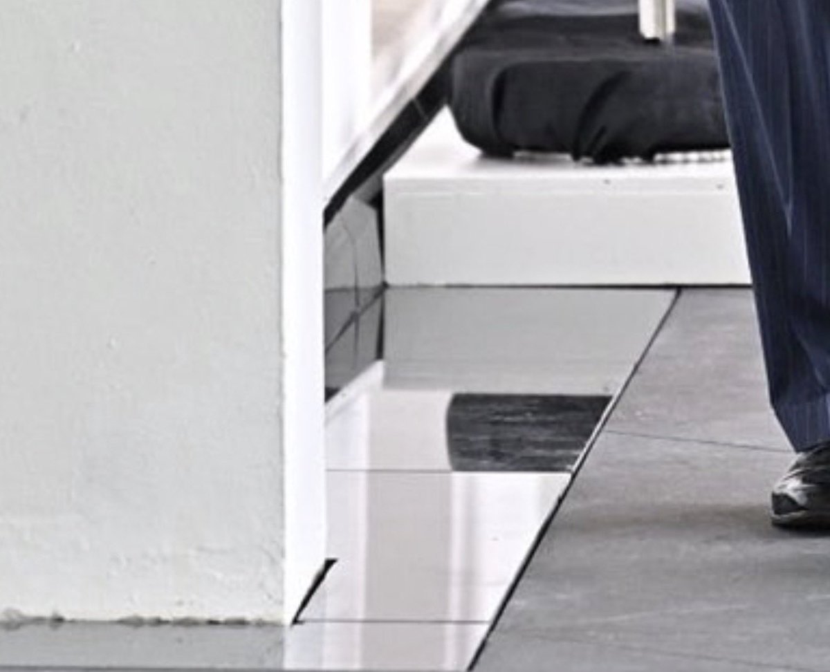 politicube tweet media