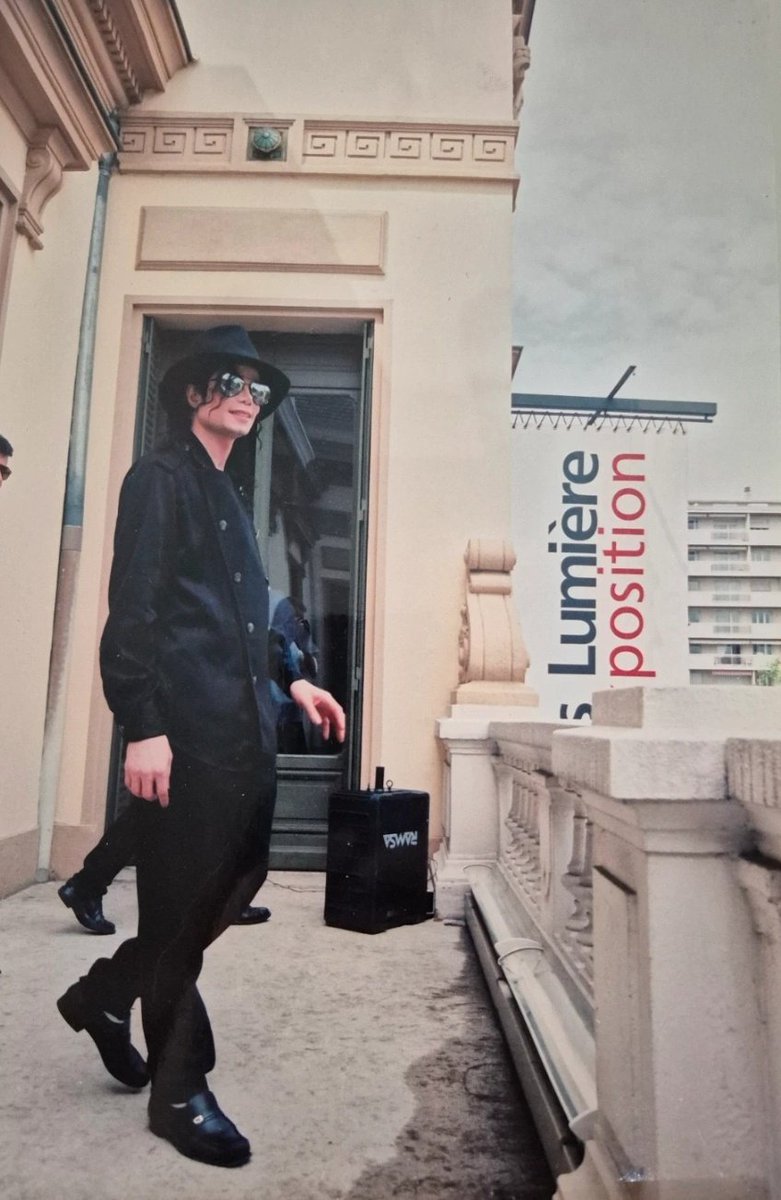 ⋅ ❁ ⋅ tweet media