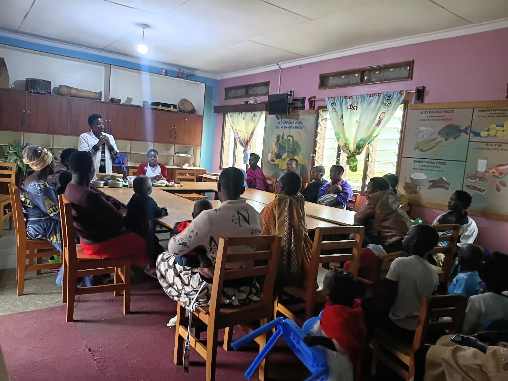 RuharoHospital's tweet photo. In collaboration with Nutrition Dept at @MbararaHospital, @OURSProgram today held a nutrition clinic for children with disabilities and #RB advancing our efforts towards inclusive health. #CBID #CBR @cbmIHI @cbmWorldwide @bitekyerezomed1 @TBekson @JMSUganda @Ndyowaawe @MosesOkipi https://t.co/Fn5R8epBvK