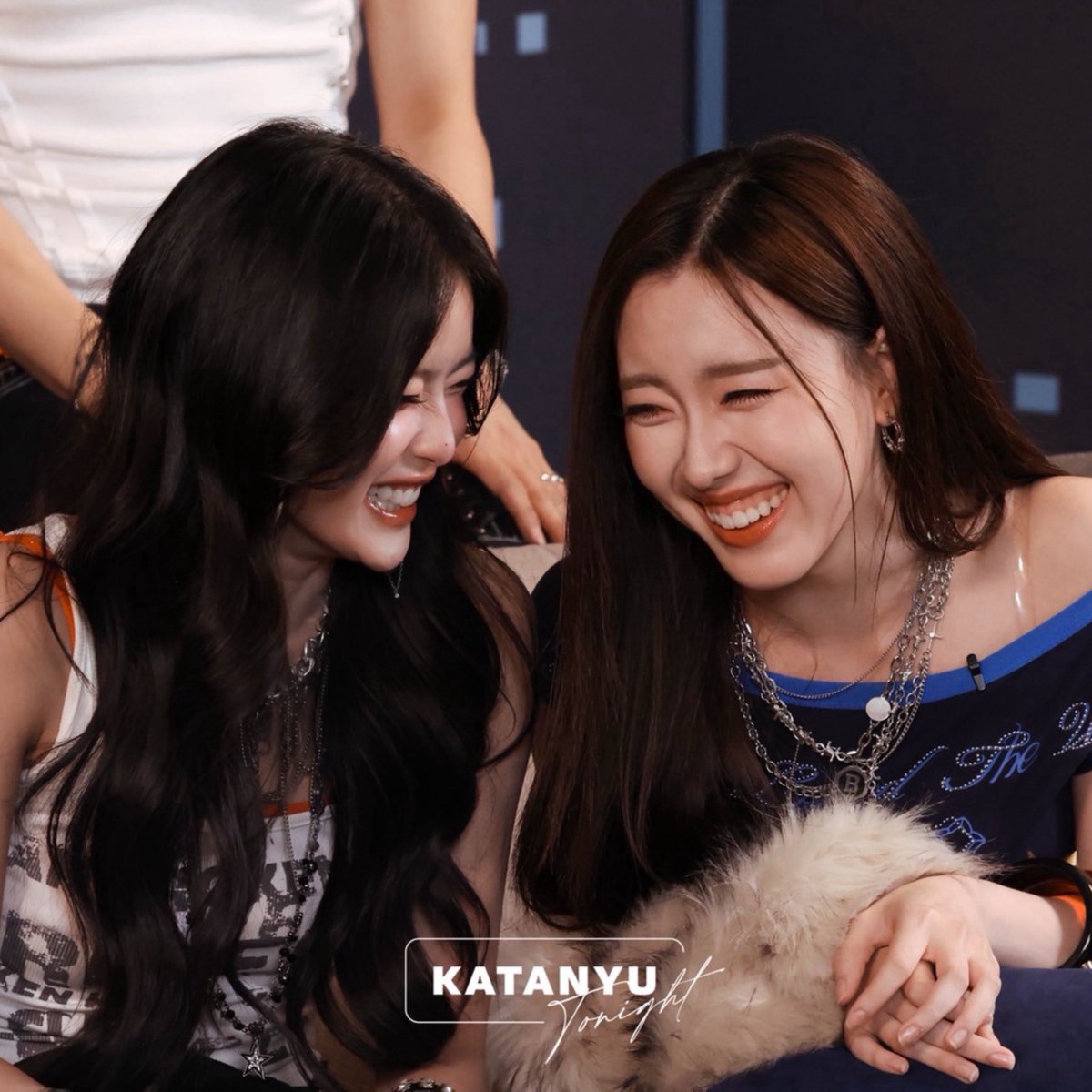 4EVE Base tweet media