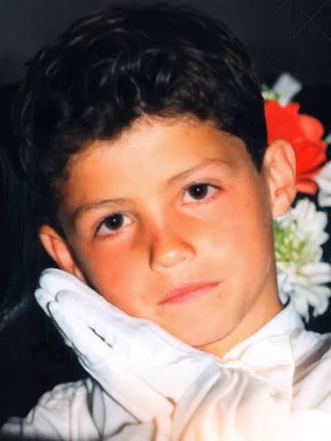 HEISABIA tweet media