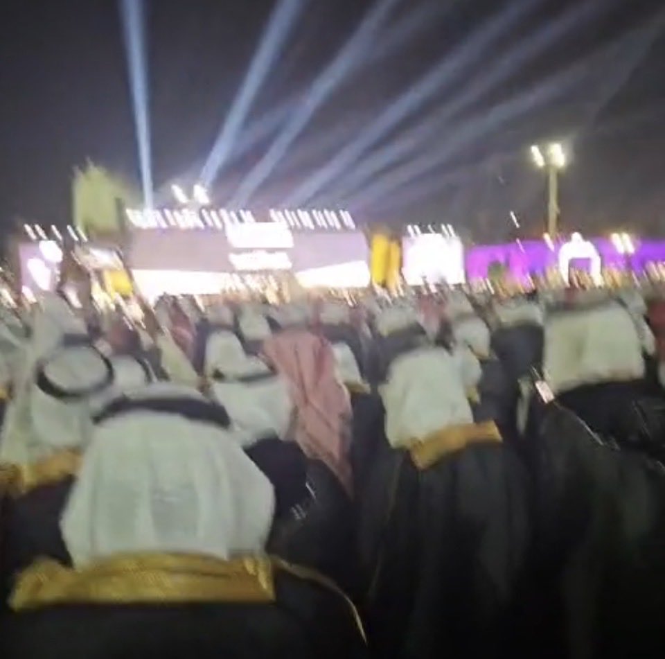 layla🇸🇦 tweet media