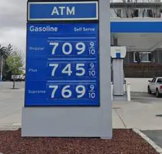 wakeupUSA_2026's tweet image. @realDonaldTrump @WhiteHouse @SecWar @PeteHegseth @PeteHegsLiver 🍸
hey guys..nice job f---ing up the world. Still letting your #ignorant #arrogance drive your #IranWar‌ planning? Going well for ya? So many dead unnecessarily &amp;amp; USA/world economy a mess. $7 gallon gas...awesome!💩