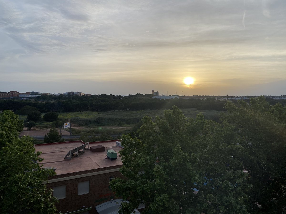 meteolp's tweet image. Esta es la posición aproximada que tendrá el sol el día del #eclipse desde mi ventana…No está nada mal 😎