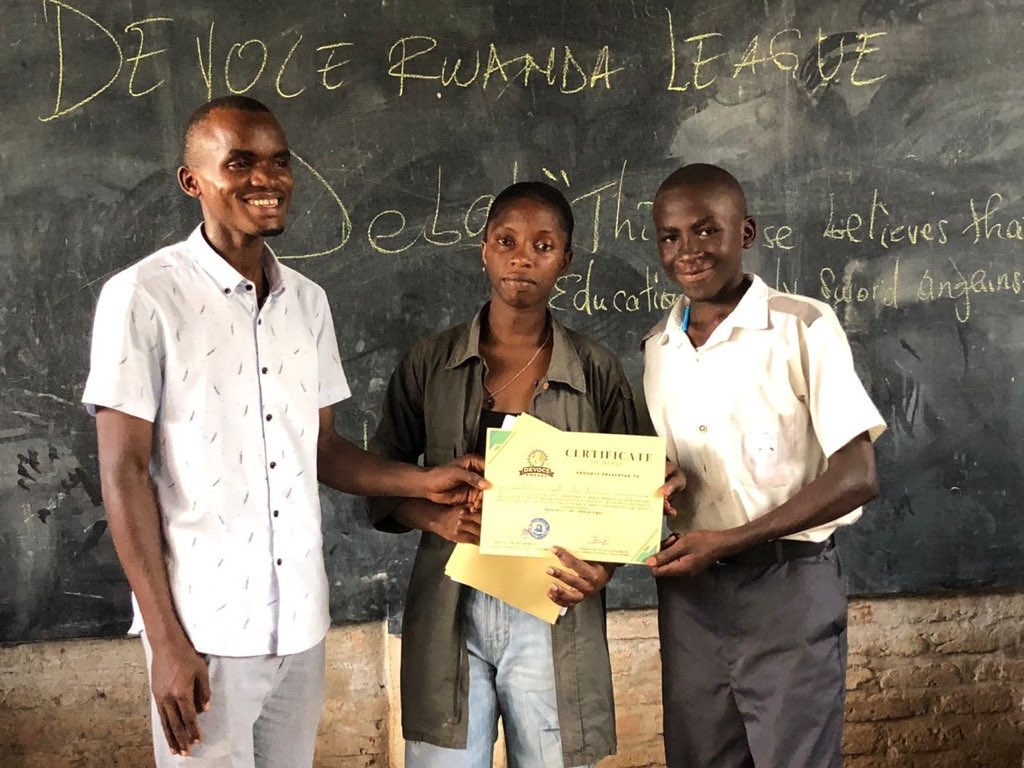 DeyoceM38536's tweet image. DEYOCERWANDA – Debate and Public Speaking Certification
the successful  Debate and Public Speaking Certification Program. Participants debated the motion: “Education is the Only Sword Against Poverty.

#DEYOCERWANDA #SDGs #QualityEducation #NoPoverty