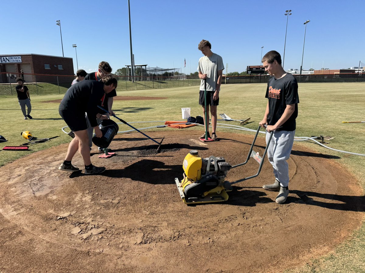 Brentsville Turf Toro Grounds Academy tweet media