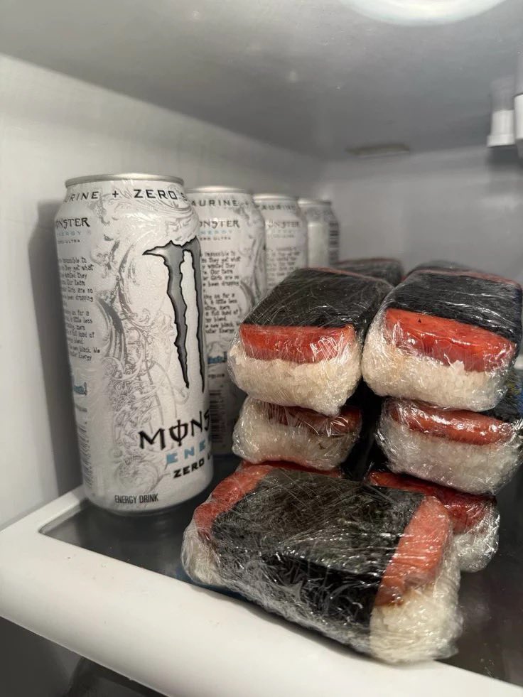 ✦ eve ✦ tweet media