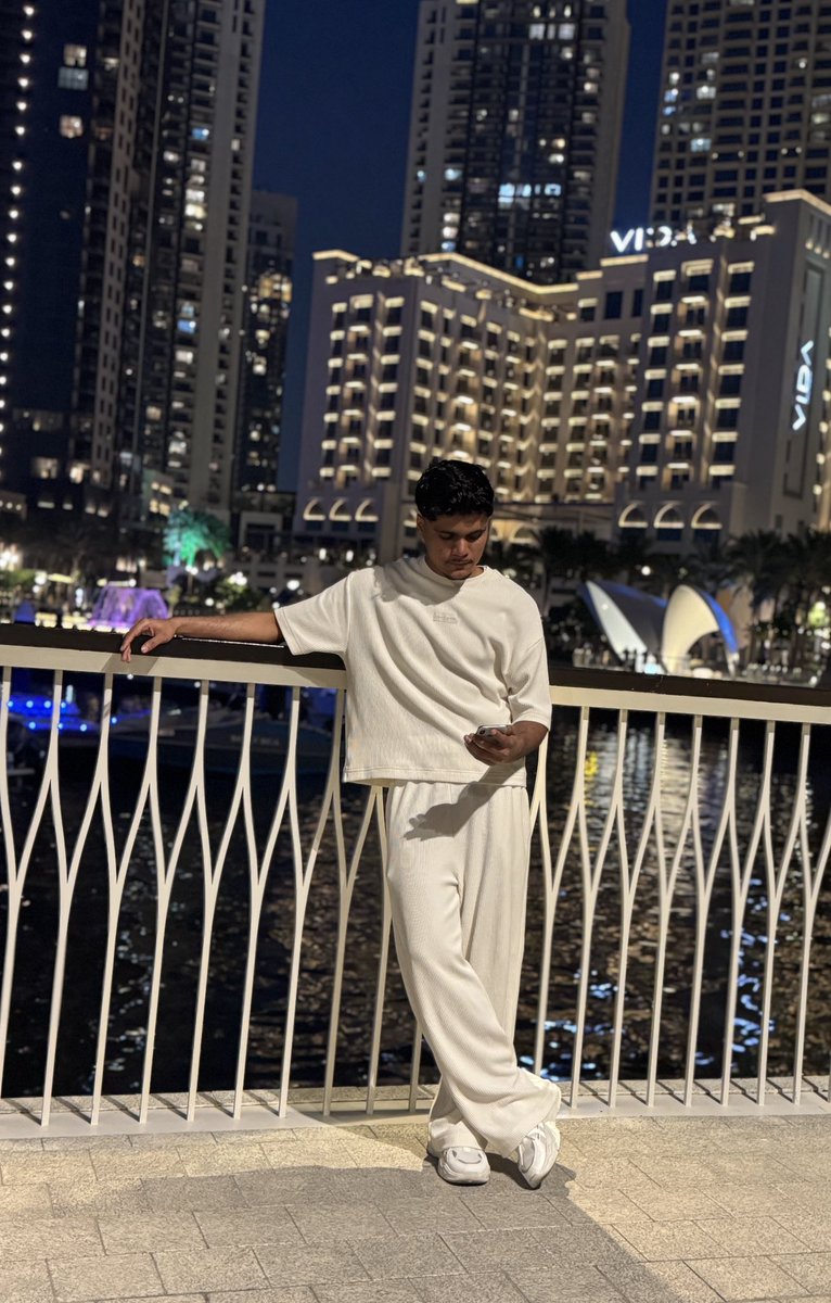 ijasmhdx's tweet photo. Dubai shows you can move forward without leaving your roots behind.

#dubai #faz #uae #vintage #culture #burjkhalifa https://t.co/dLMfMt6888