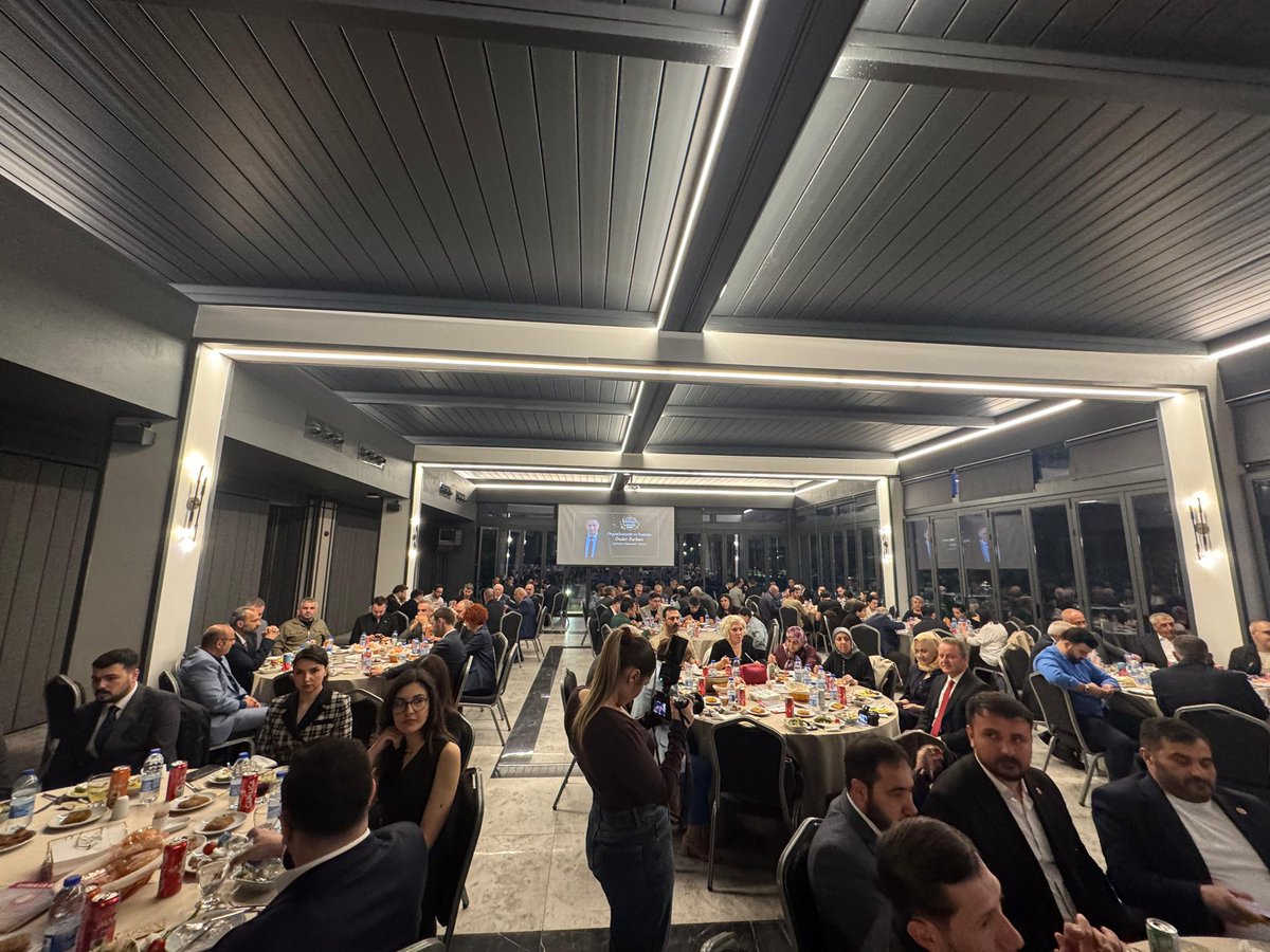 📍 Ankara

Katılımından büyük onur duyduğumuz şeref konuğumuz TBMM Başkanvekili Celal Adan Bey’in teşrifleriyle “Gümüşhane’ye Değer Katanlar Ödül Töreni’ni”gerçekleştirdik.

Bu anlamlı organizasyonda emeği geçen herkese teşekkür ediyor, Gümüşhane’mize değer katan tüm