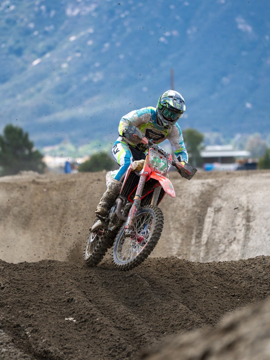 procircuit78's tweet photo. Strong showing at NGPC Pala for @slr_honda.

@motokaykay and @sam.pretscherer take the wins, @tylerlynn222 just off the box.

#WeRace #ProCircuit https://t.co/rR0RvczMsd