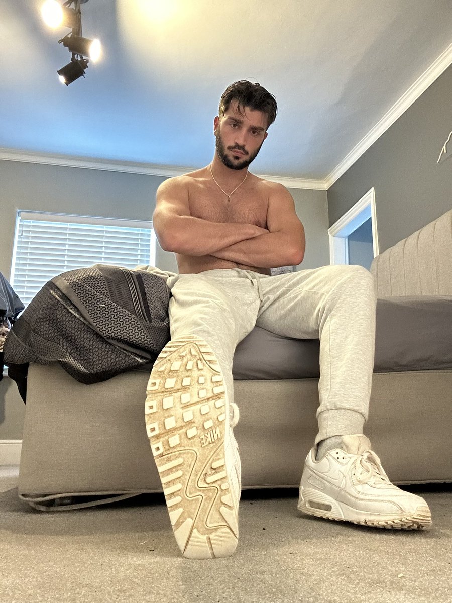 Master Mikey tweet media