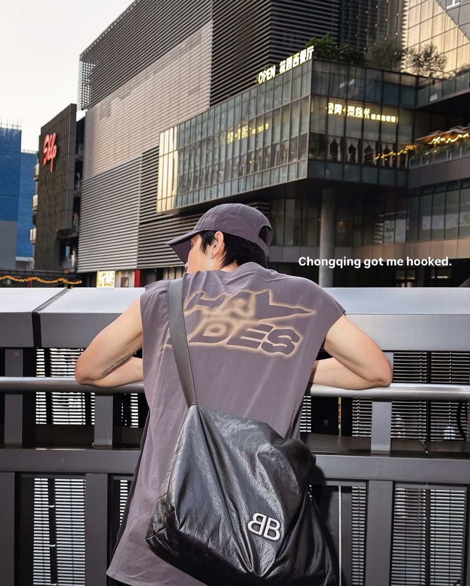 BABE_OFC's tweet image. 𝑰𝑮 𝑼𝒑𝒅𝒂𝒕𝒆 : babe.in

💬 Chongqing, can't get enough 🔥

#BILLYBABEXCHONGQINGFM
#babiibabe