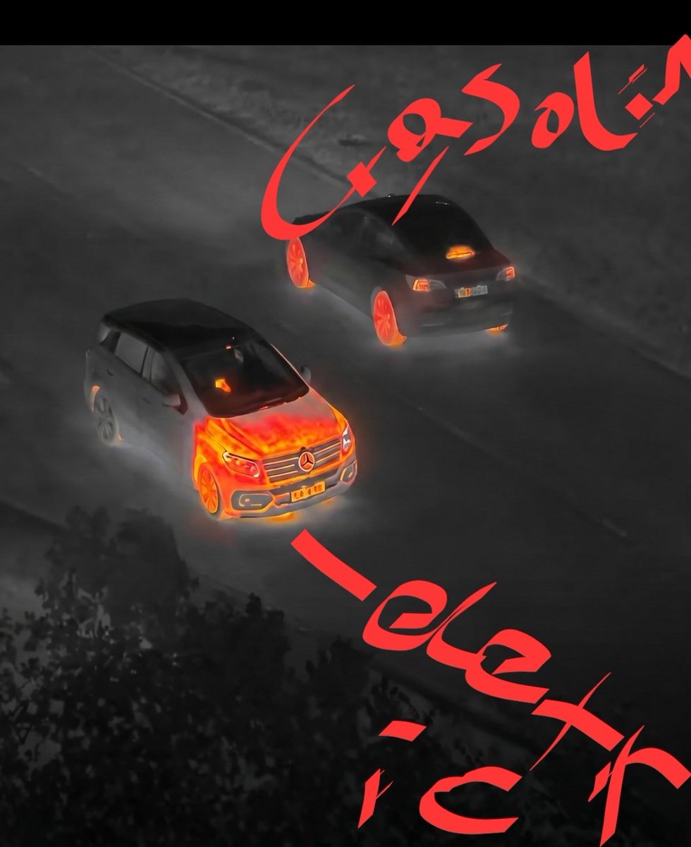 AfendiAhmedd's tweet image. Look the difference....!!

#Gasoline car VS #Electric car

We left a choice for you👌👌