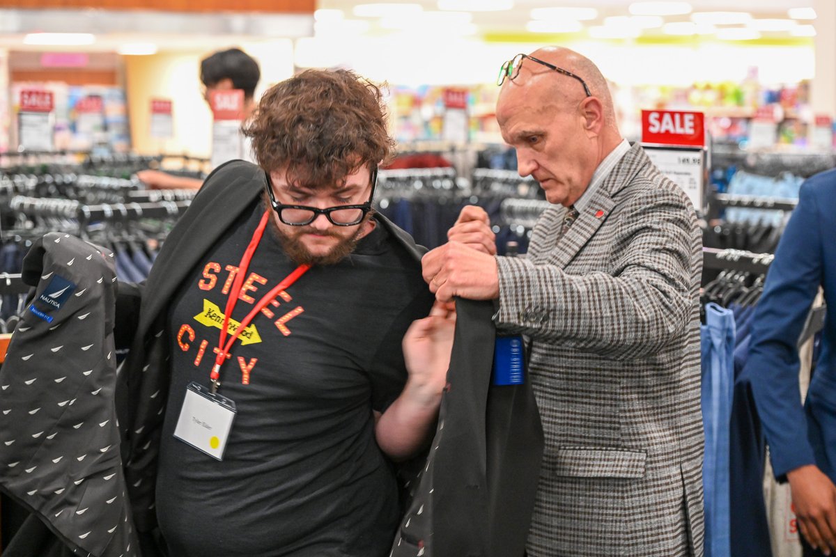 RACC_edu's tweet image. We’re incredibly grateful to all of our students who joined us for last night’s Career Ready event at Boscov’s! 🎉

Thank you to everyone who made this event such a success. We’re #RACCProud to support our students as they prepare for bright futures ahead! 💼✨ #DressToImpress