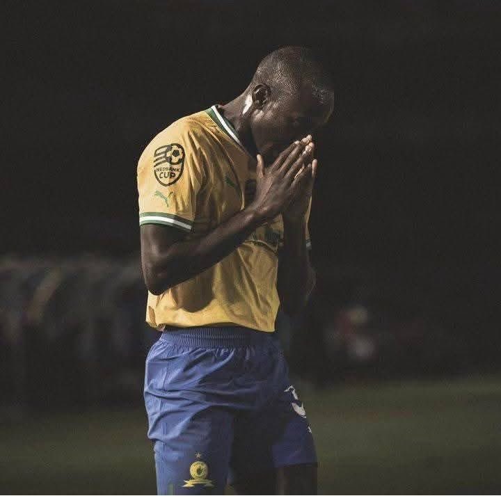 Miss Sundowns👆💛 tweet media