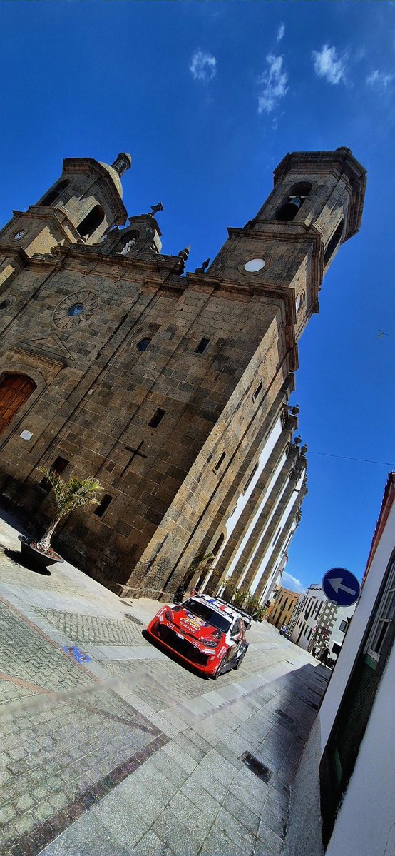 simon winstone tweet media