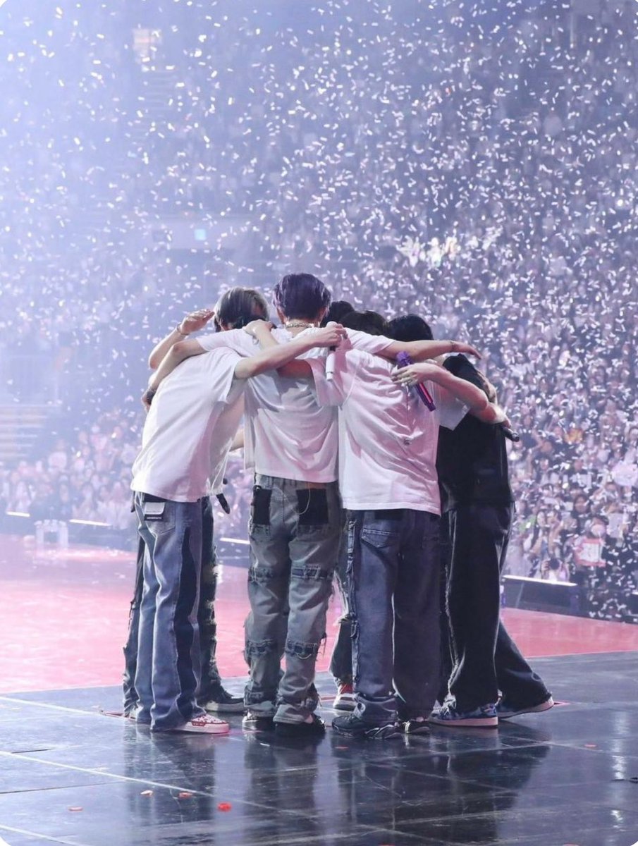 𝐛𝐞𝐜𝐜𝐚 ♡ 𝐄𝐍-⁷ tweet media