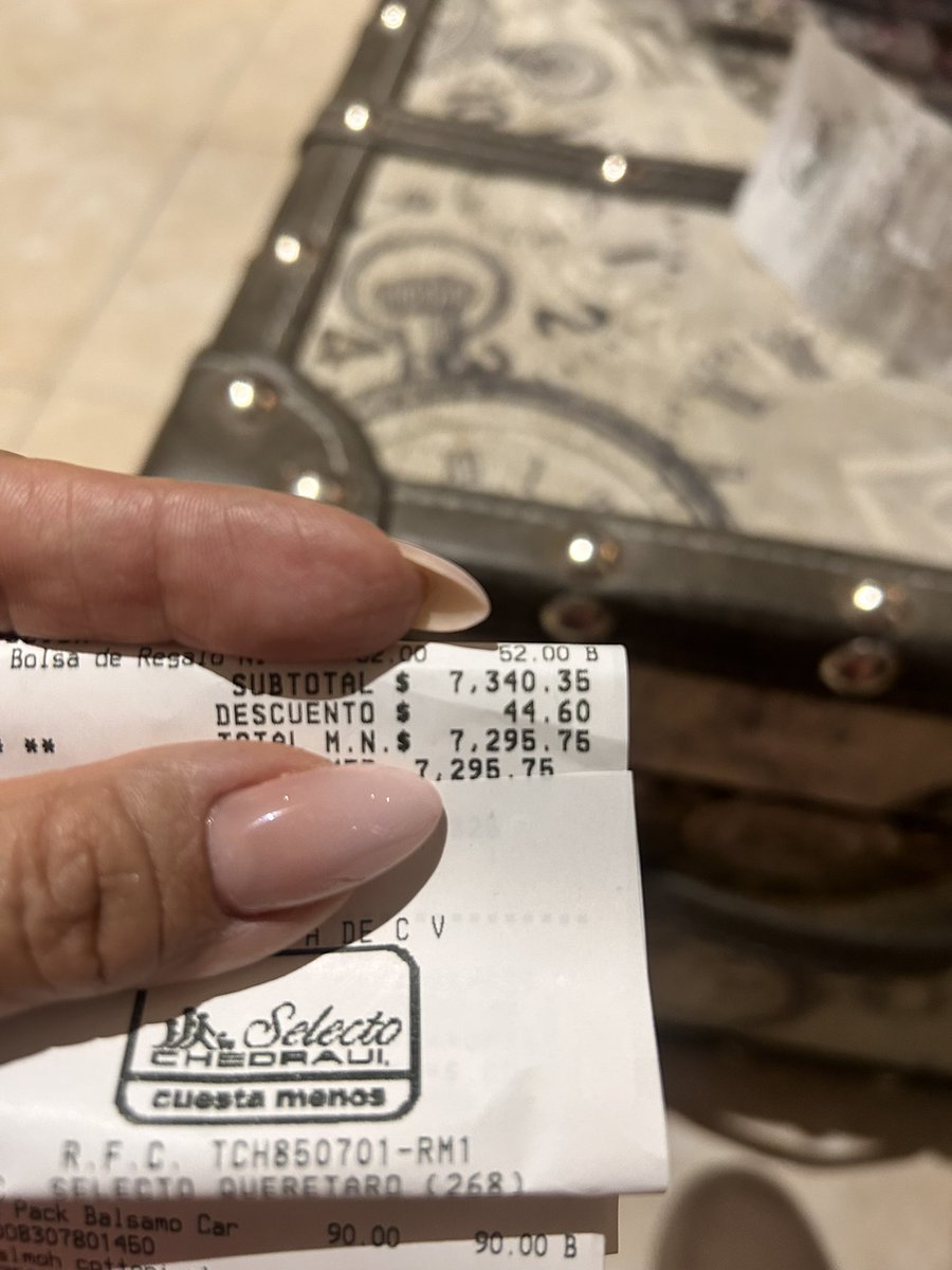 LauraTamesV's tweet photo. Como que dudaron de que ayer gasté en el súper de la semana más de 7 mil pesos, para que vean que no les miento, yo no sé a dónde vamos a parar, es algo absurdo lo que han aumentado las cosas 🫠 https://t.co/bYXECS5dPX