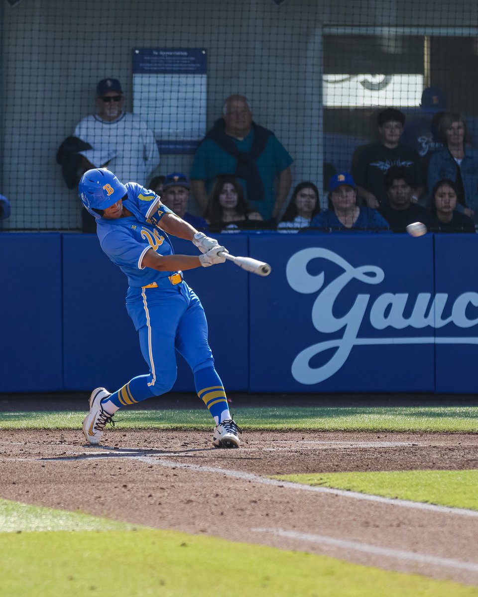 UCLABaseball's tweet photo. YEAH PHO‼️

With the bases loaded, Pho rips a double down the left-field line to score two more!

#GoBruins https://t.co/EHEC7aFvby