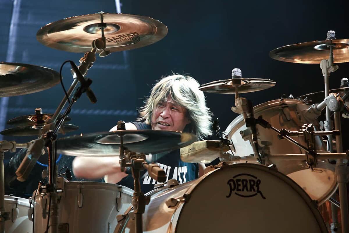 #超究極の選択あなたは1番何が好き

25回目はあなたはジャパニーズヘヴィメタル・ハードロックバンドのドラマーで誰が1番好きですか？（選択は1名のみ）

私は 樋口宗孝（ex.LOUDNESS） です🔥