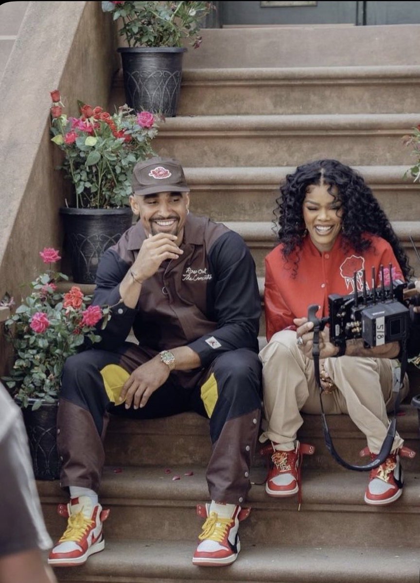 LoveHurts1121's tweet image. Throwback to when Teyana Taylor handpicked Jalen to be in her Air Jordan “ A Rose from Harlem” sneaker collaboration commericial🌹