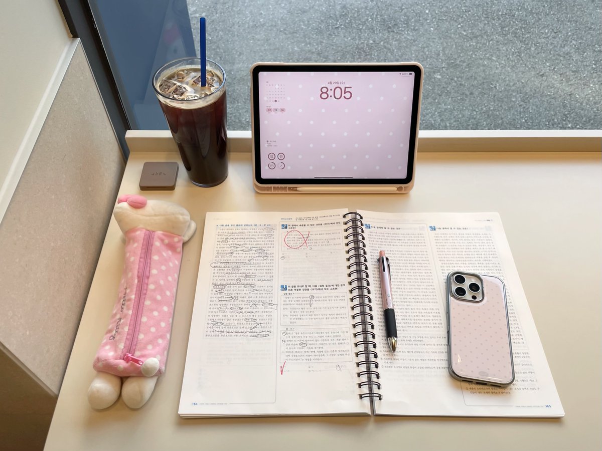 식빵.. tweet media