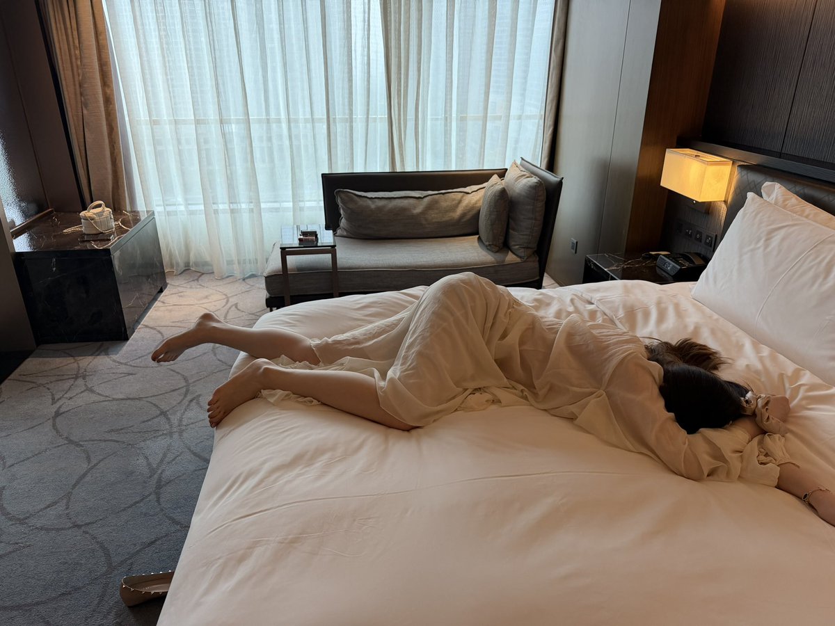 TongKitty001's tweet photo. 五一小母狗又有空了  高质量单男可以私了哦👩‍❤️‍👨 https://t.co/y3uAxJB90b