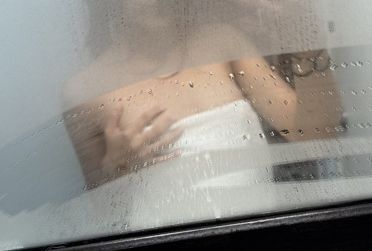 junislims's tweet image. Do you like hot or cold showers?

#tease #nsfw #selling #sellingcontent #buyingcontent #nsfwtwt