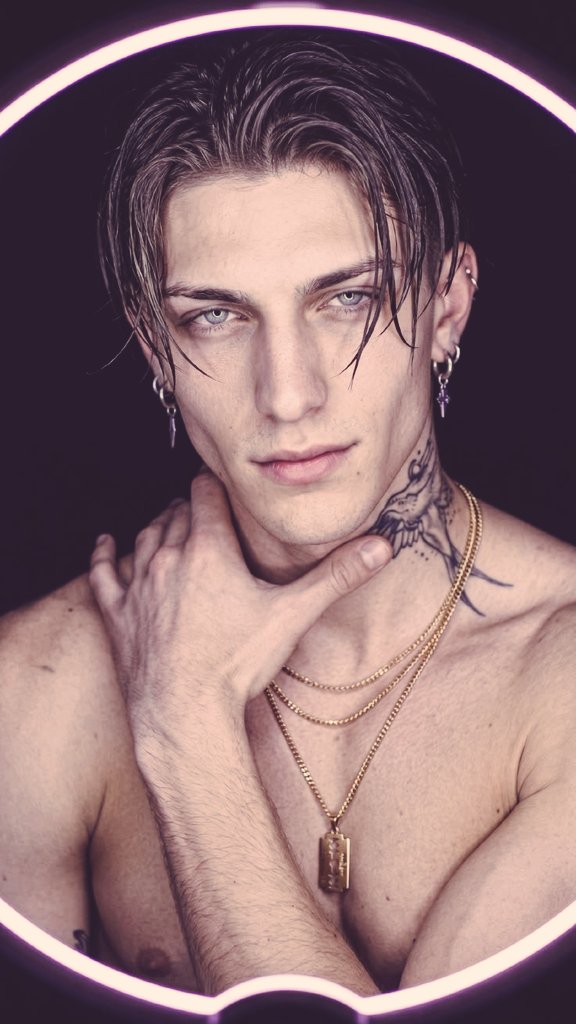 InmortalisRol's tweet photo. 》SE BUSCA ▪︎▪︎▪︎▪︎▪︎▪︎

¤ Alarick Blood 
¤ Casa Blood
¤ Vampiro Sangre Pura
¤ Primogénito
¤ FC: a elección

#inmortalisrp https://t.co/Pj5C3F5wLD