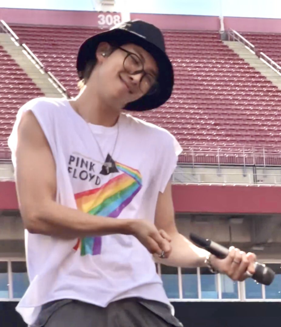 ⊹ ࣪ ˖ tweet media