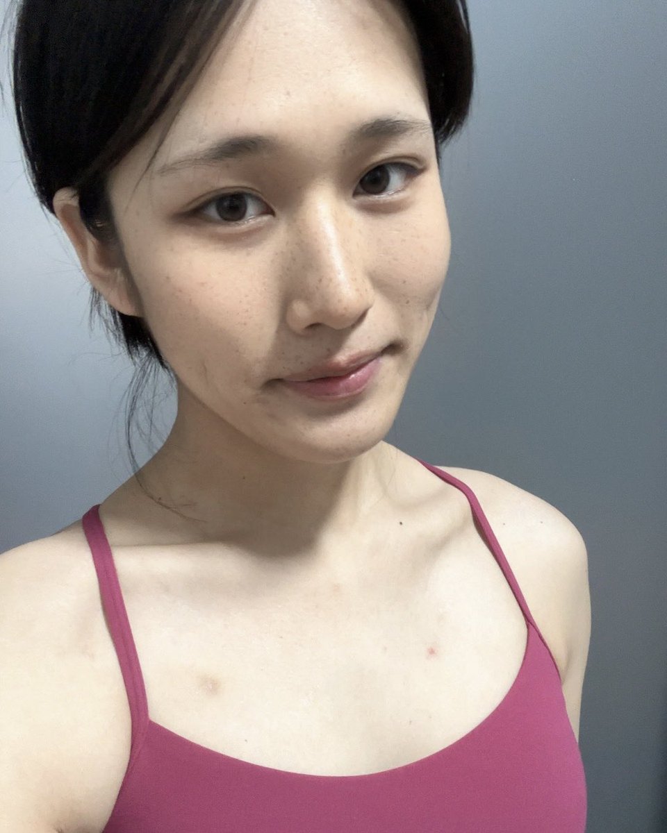 Lee tweet media