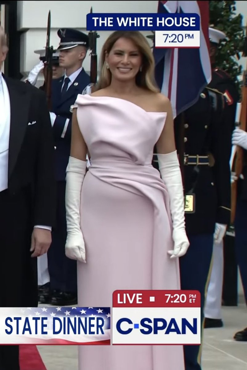 FLOTUS Report tweet media