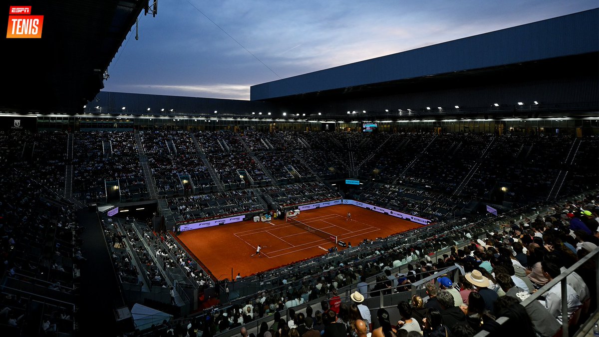 ESPNtenis's tweet image. ¡CUARTOS DE FINAL DEL MASTERS 1000 DE #MADRID! 💥

🇮🇹 Sinner vs. Jodar 🇪🇸
🇫🇷 Fils vs. Lehecka 🇨🇿
🇳🇴 Ruud vs. Blockx 🇧🇪
🇮🇹 Cobolli vs. Zverev 🇩🇪