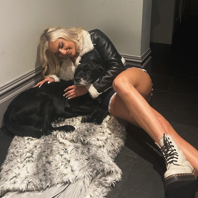 𝔹𝕝𝕒𝕜𝕖𝕪 ♡︎ tweet media