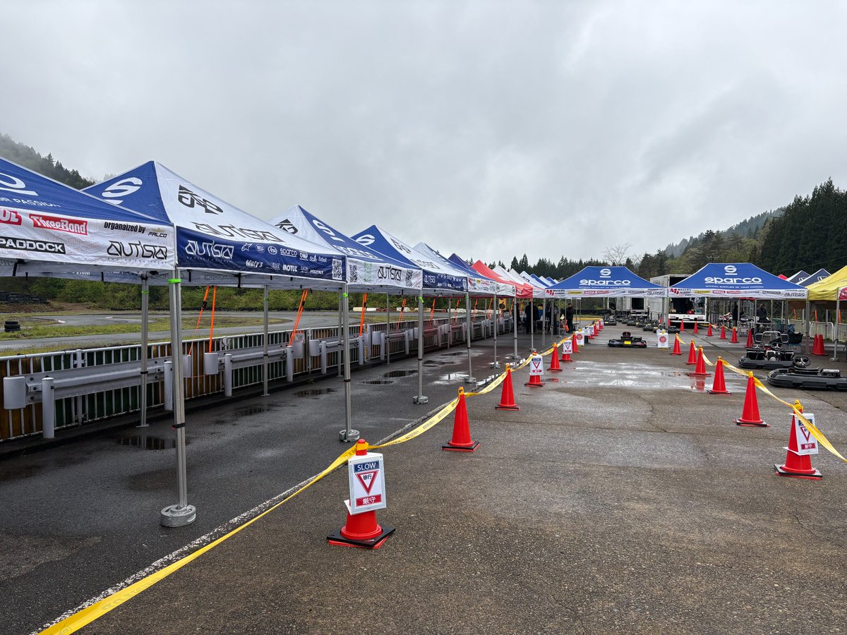 4月29日（水）
本日はＭ４ＡＫＩＴＡ（カートイベント）のため貸切となります
11:30～耐久4時間レースです！
観戦無料です
皆さまのご来場をお待ちしております♪