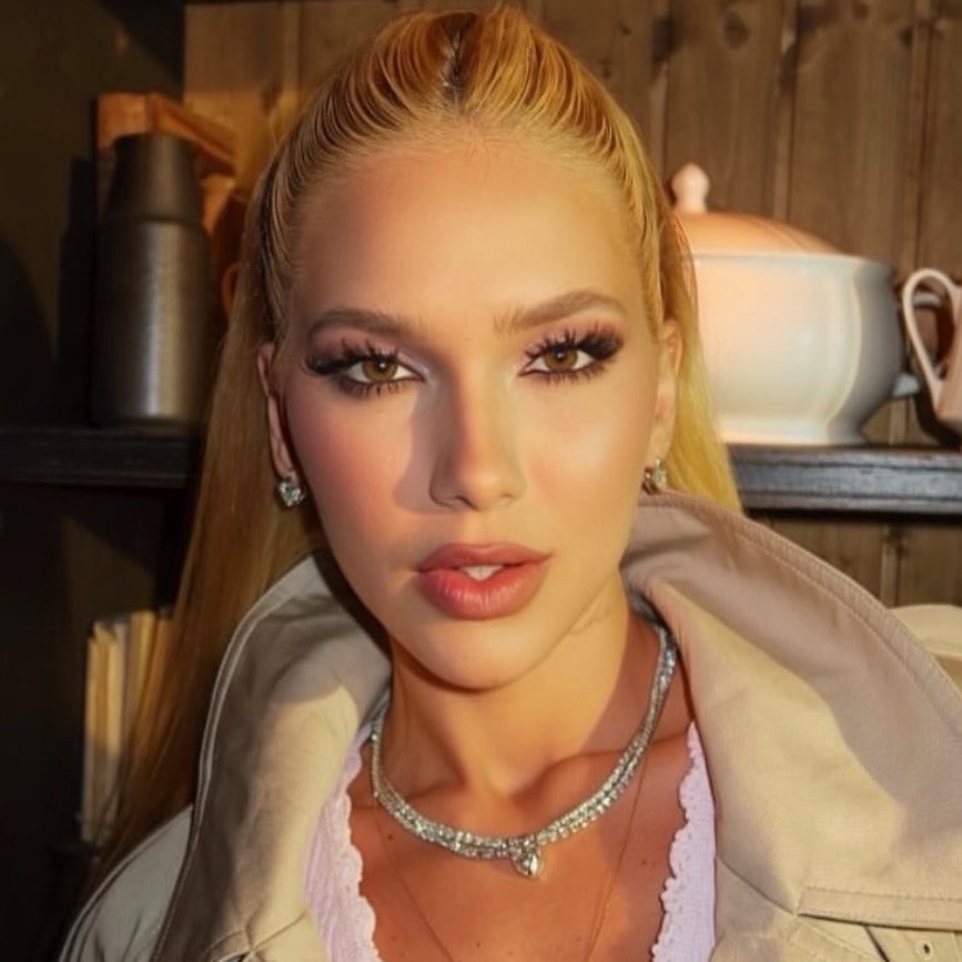 PautaClube's tweet image. Virgínia Fonseca está há 24 HORAS sumida do Instagram, após fala de Luana Piovani sobre seus filhos.
#virginia