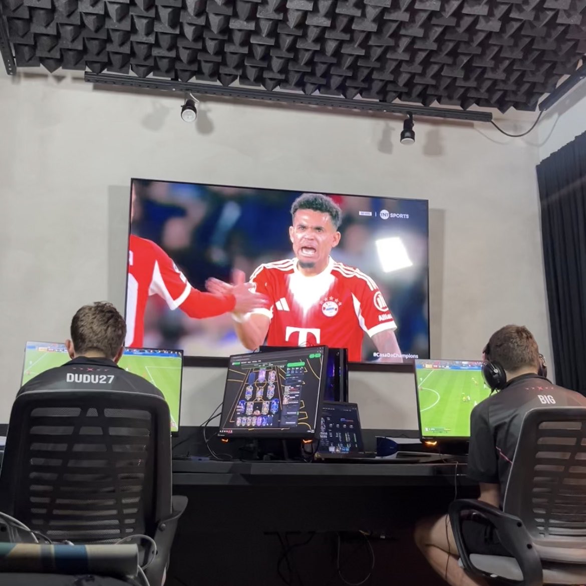 INTZ Victor tweet media