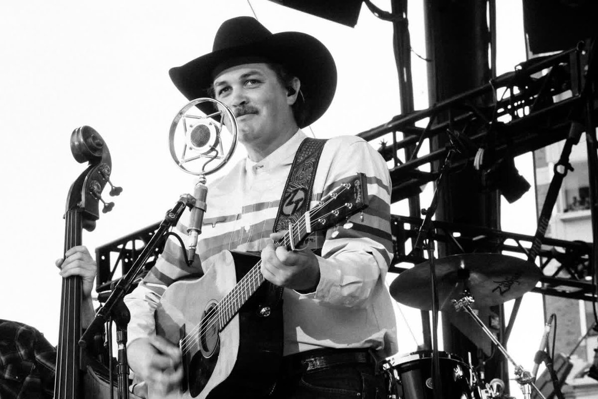 Zachtopmusic's tweet photo. Big item checked off the bucket list this past weekend. Got to work a show with George Strait. What a ride. Thanks Lubbock and Athens for all the great times https://t.co/c5zPoCjSR8