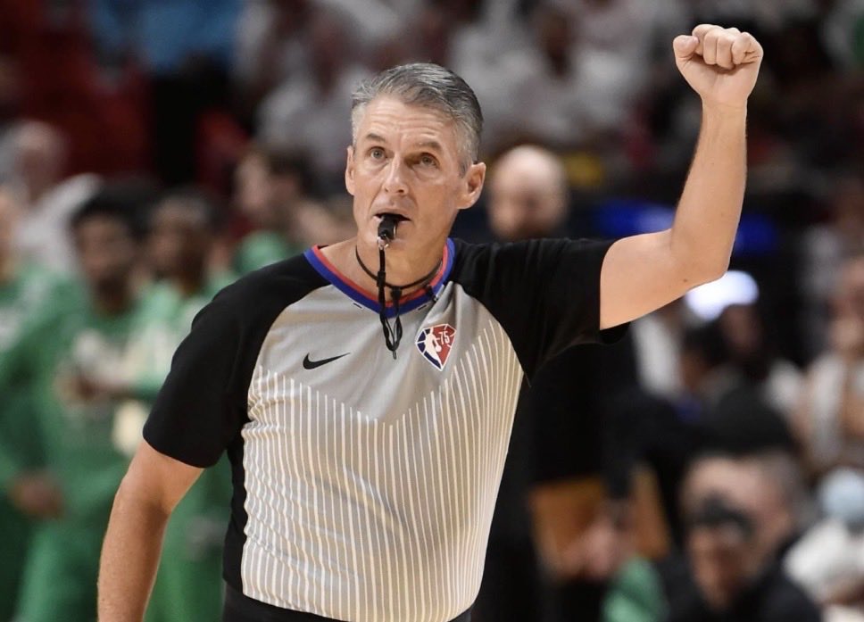 KyleOpdahl's tweet photo. @ShamsCharania Who cares @NBA has so much work to do to earn back the fans trust, the @NBA is so incredibly inconsistent. That is a problem, but nothing compared to the foul baiting strategy and Scott Foster basically fixing. Solve those first. The NBA has a lot of the same types of issues! https://t.co/dL3jkA1NLI