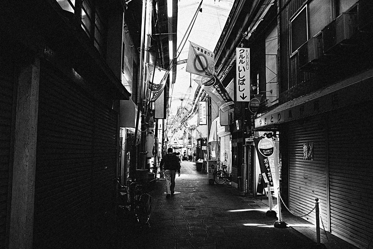 wao_camera's tweet image. 今日から連休の人も多いのかな

GRⅣ monochrome
#GR4monochrome #SnapShot 
#monochrome 
#streetsnap